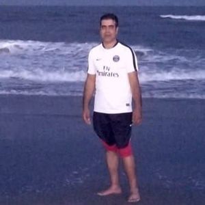 Meet your Posher, Boujemaa